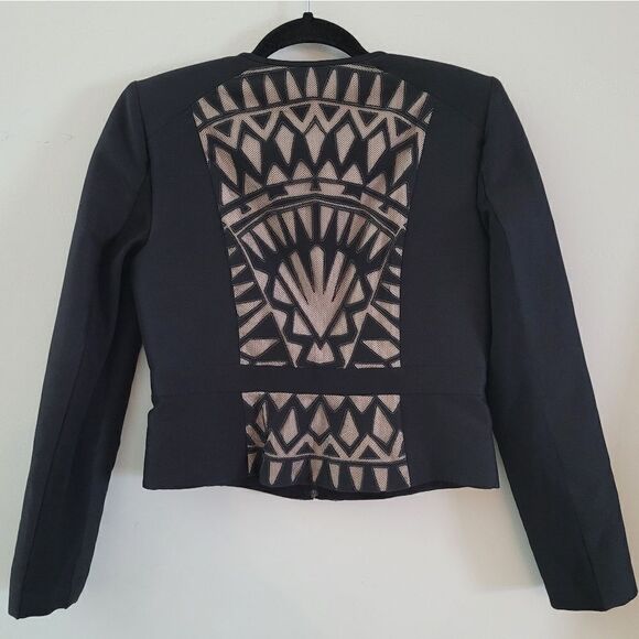 BCBGMAXAZRIA zipped jacket Size Small - Picture 2 of 15